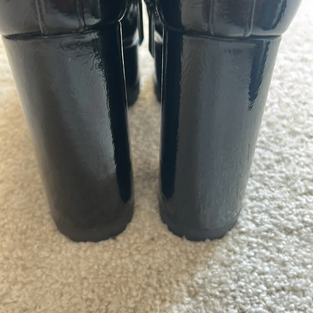 New Michael Kors Enya Platform faux patent leather boots